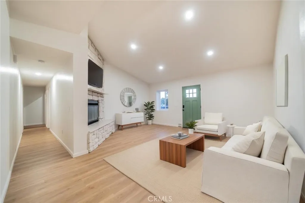 Additional image 6 of 16754 Pauhaska Rd, Apple Valley, CA 92307