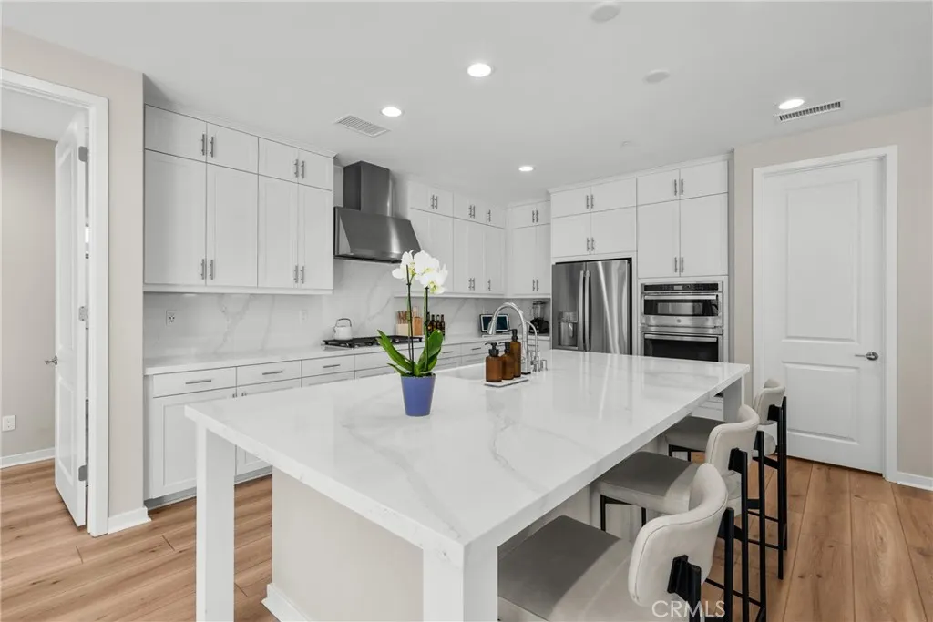 Additional image 5 of 28332 Clarion Pl, Canyon Country, CA 91350