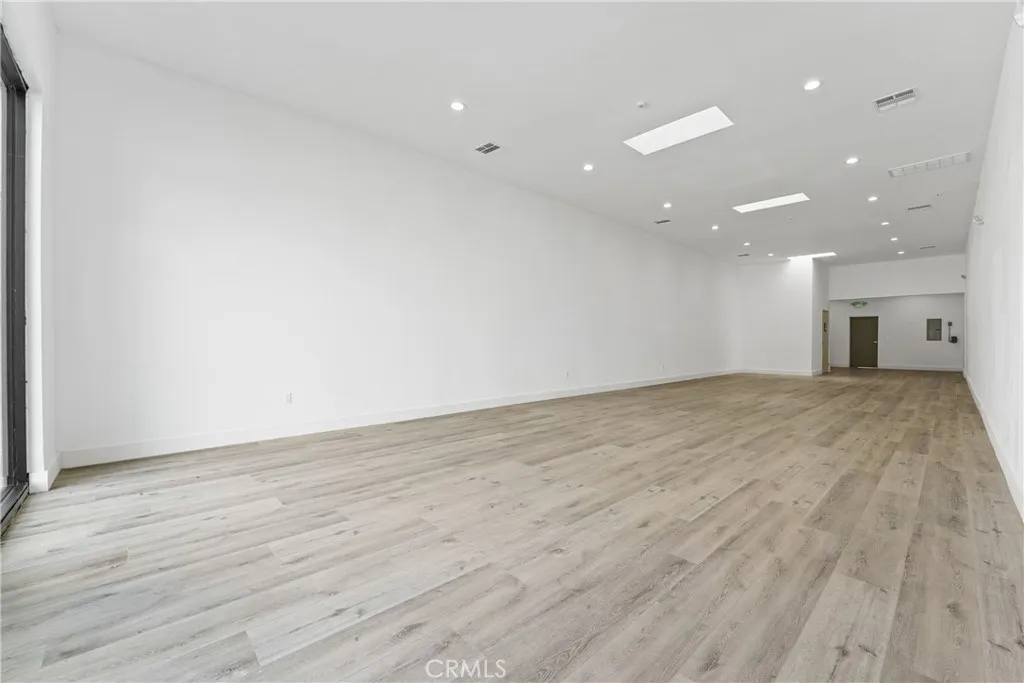 Additional image 10 of 5310 Laurel Canyon, Valley Village, CA 91607