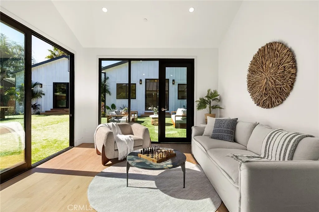 Additional image 39 of 5750 Stansbury Avenue, Sherman Oaks, CA 91401