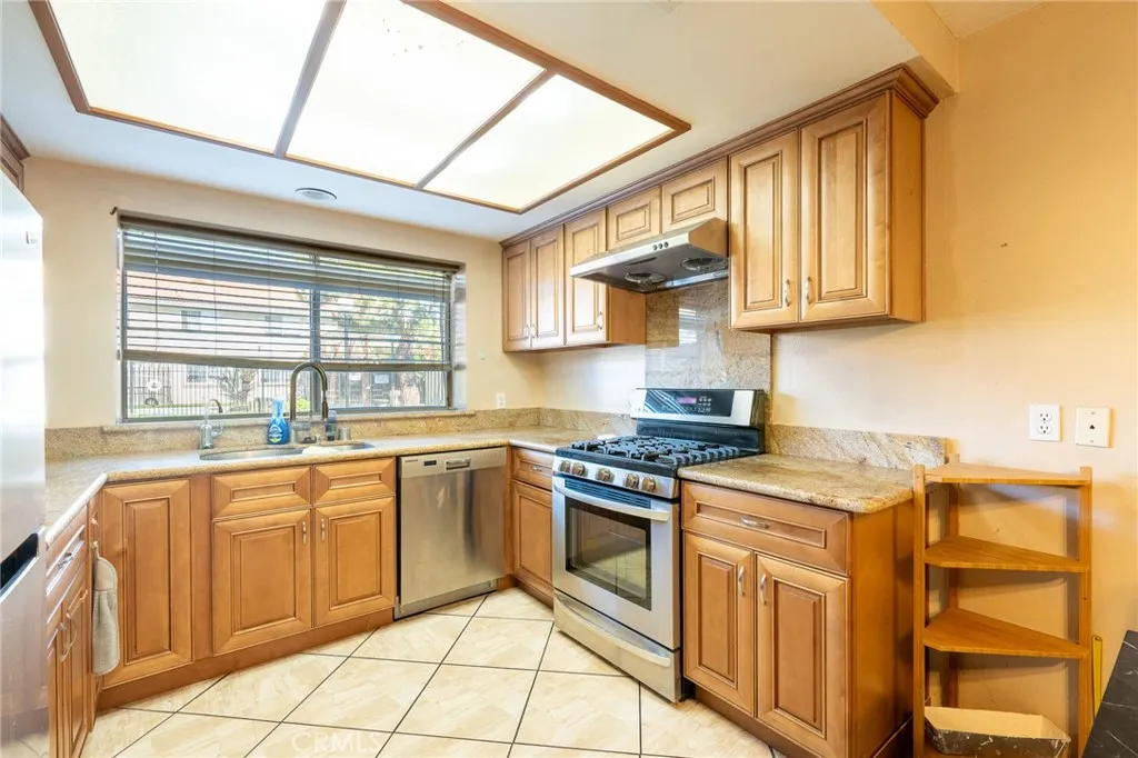 Additional image 53 of 369 E Phillips Boulevard, Pomona, CA 91766