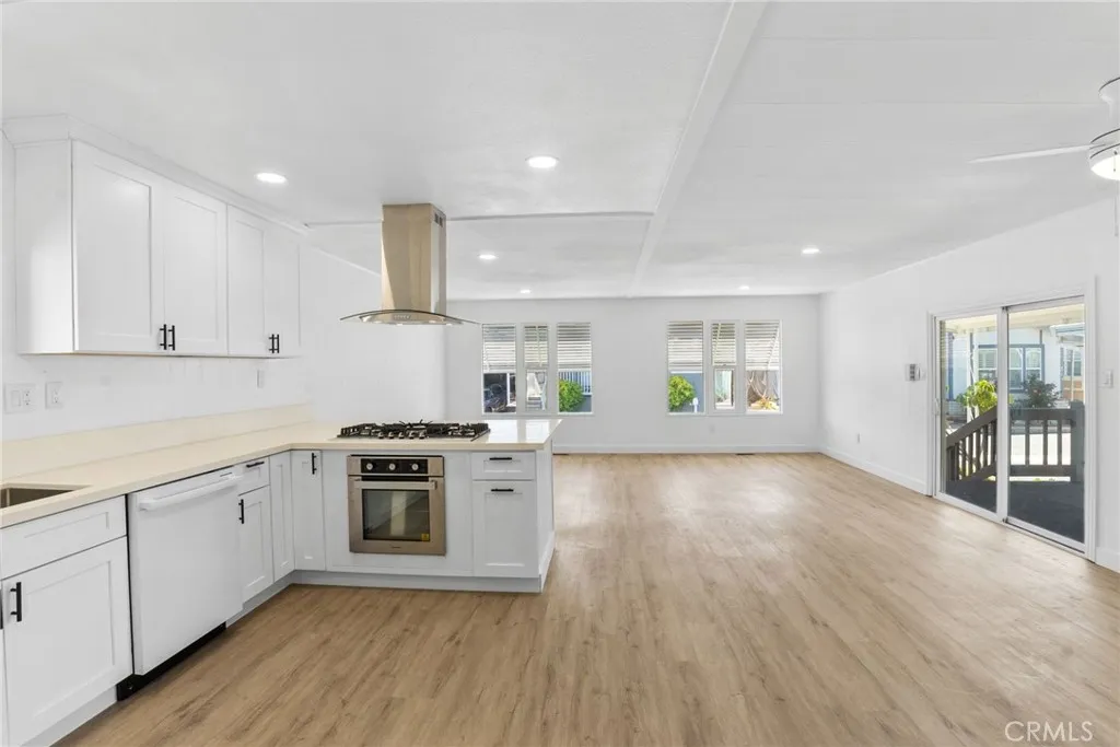 Additional image 94 of 15621 Beach Boulevard Unit 115, Westminster, CA 92683