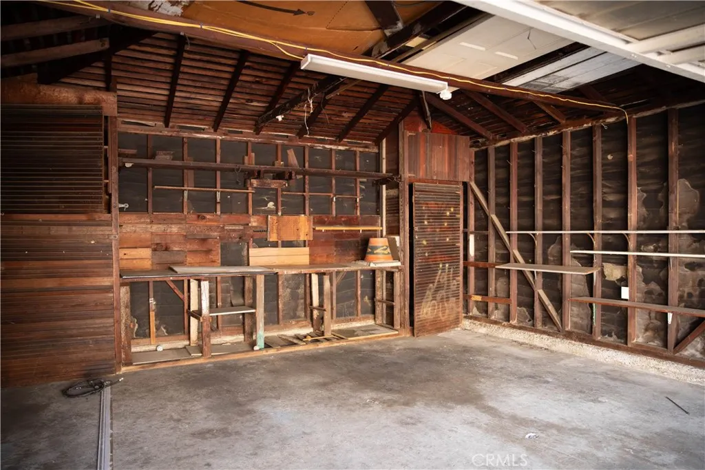 Additional image 95 of 9726 Kauffman Avenue, South Gate, CA 91355