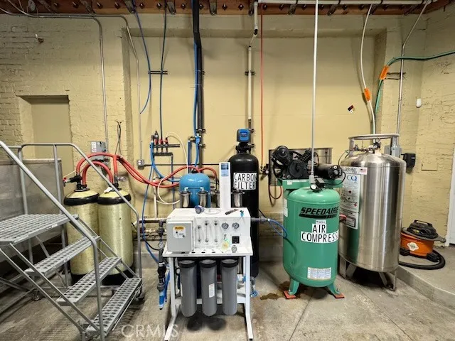 Additional image 80 of 585 E Thompson Boulevard, Ventura, CA 93001