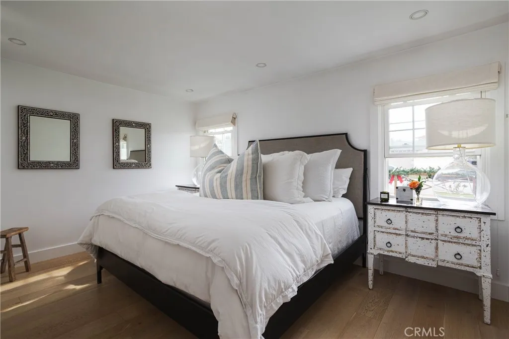 Additional image 50 of 394 E 20th St, Costa Mesa, CA 92627