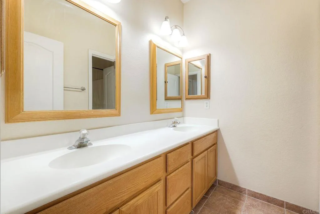 Additional image 11 of 1039 Camino Miel, Chula Vista, CA 91910