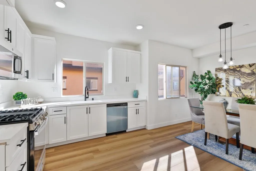 Additional image 30 of 511 N Lark Ellen Avenue Unit F, Covina, CA 91722