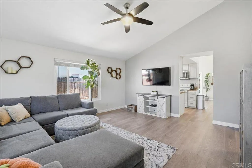 Additional image 39 of 4569 Calle Del Palo, Oceanside, CA 92057