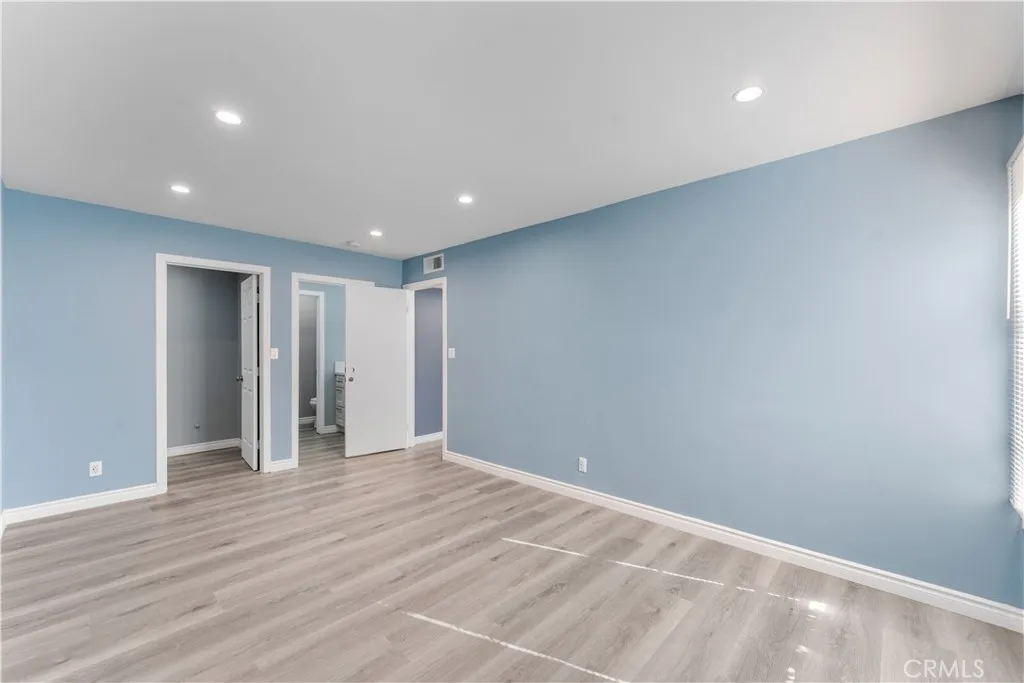 Additional image 40 of 15511 Sherman Way Unit 1, Van Nuys, CA 91406