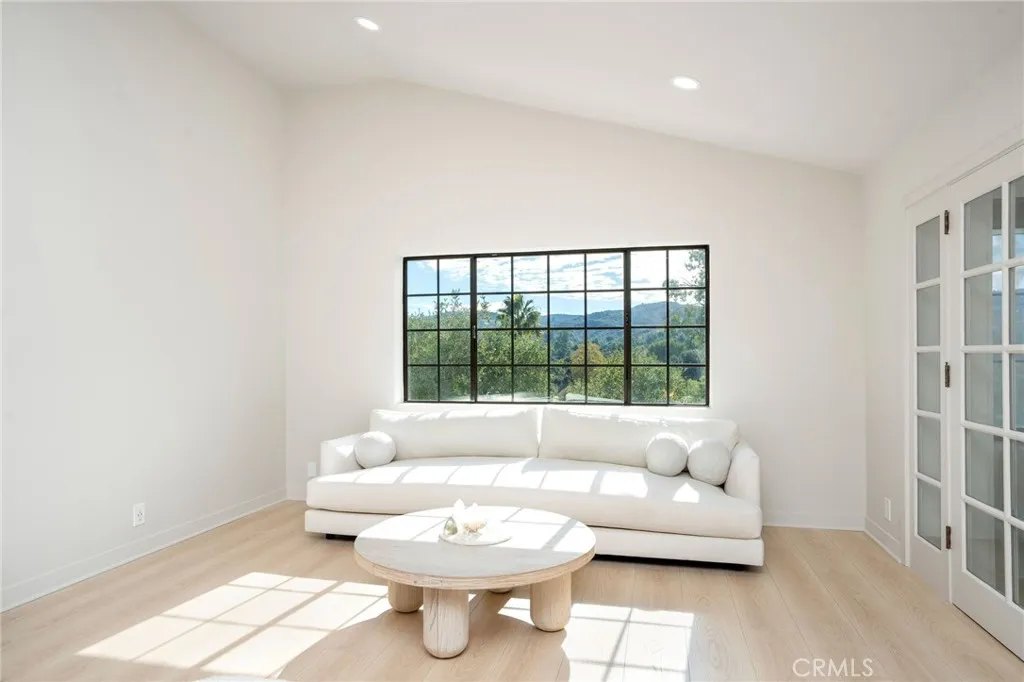 Additional image 91 of 23229 8th Street, Newhall, CA 91321