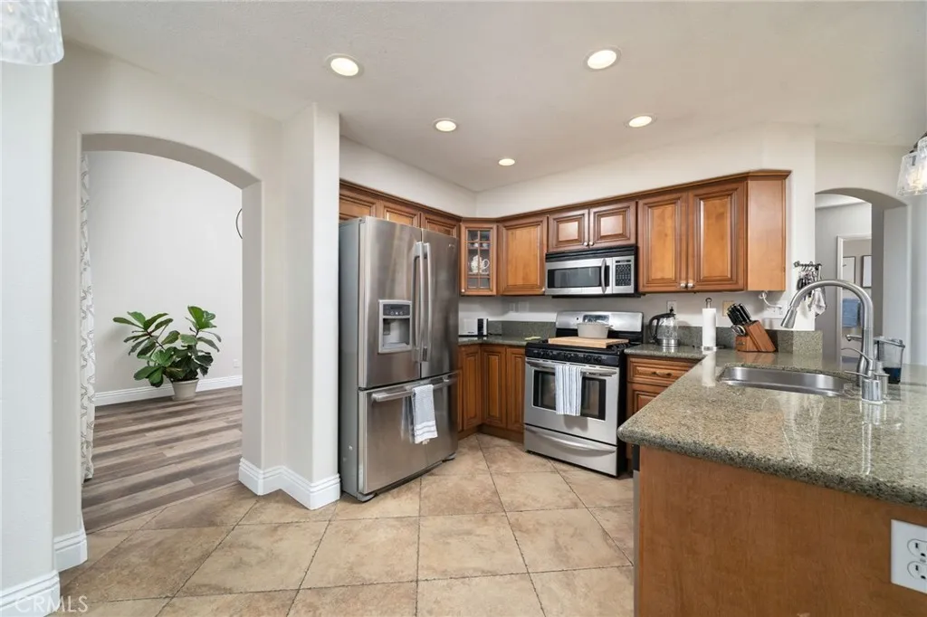 Additional image 14 of 945 Ferndale Dr, Corona, CA 92881