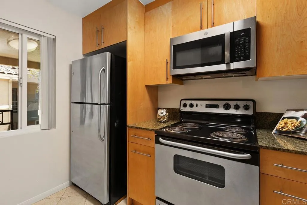 Additional image 9 of 7565 Charmant Dr Unit 512, San Diego, CA 92122