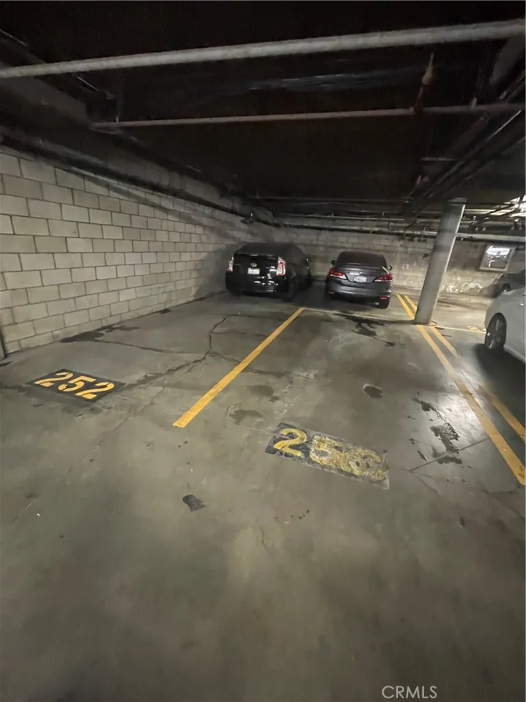 Additional image 43 of 5460 White Oak Avenue Unit J206, Encino, CA 91316