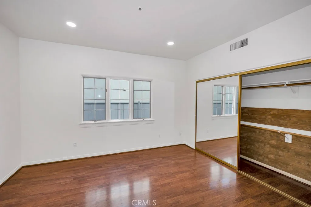 Additional image 77 of 217 N Lima St, Sierra Madre, CA 91024