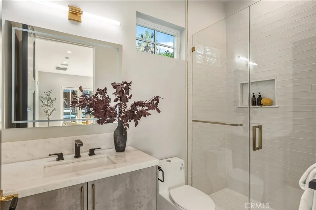 Additional image 105 of 20511 Wells Drive, Woodland Hills, CA 91364