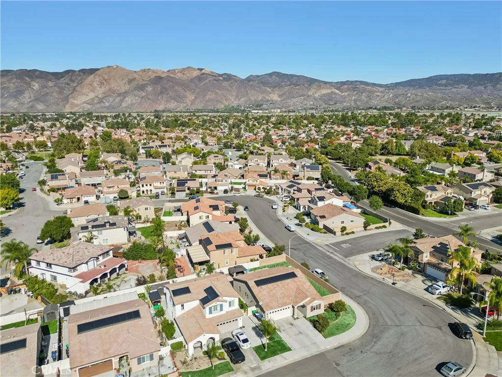 823 Wilde Ln, San Jacinto, CA 92583