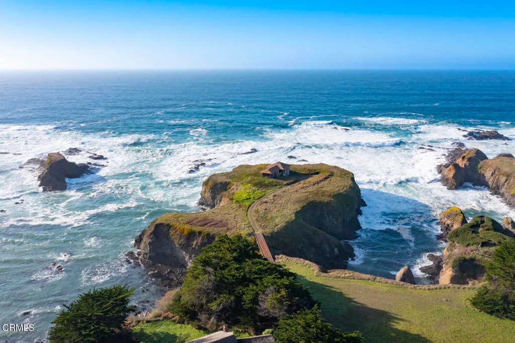 Additional image 64 of 45525 S Caspar Drive, Mendocino, CA 95460