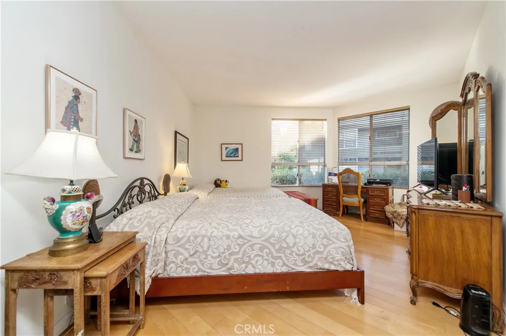 Additional image 39 of 74 Lehigh Aisle, Irvine, CA 92612