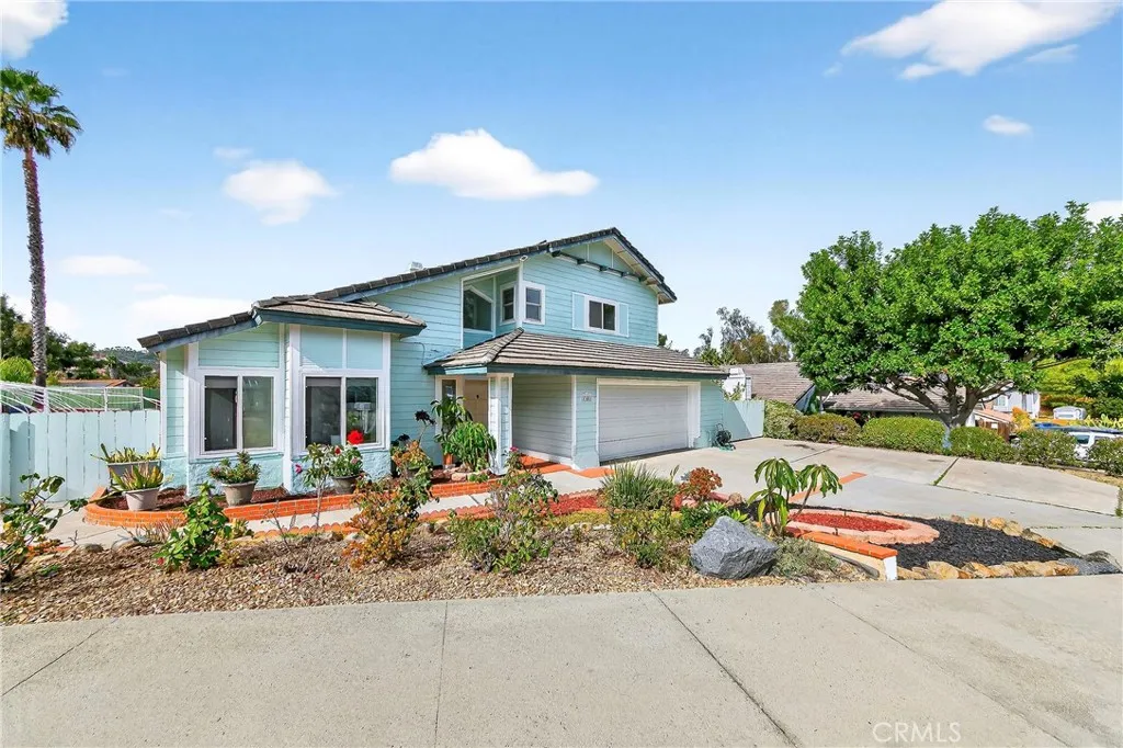 Additional image 2 of 1741 Dashero Pl, Escondido, CA 92029