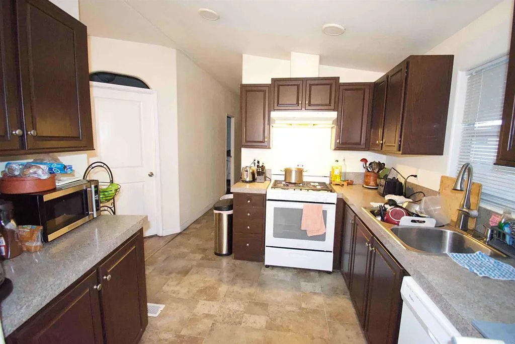 Additional image 29 of 2950 Iris Avenue Unit 33, San Diego, CA 92154