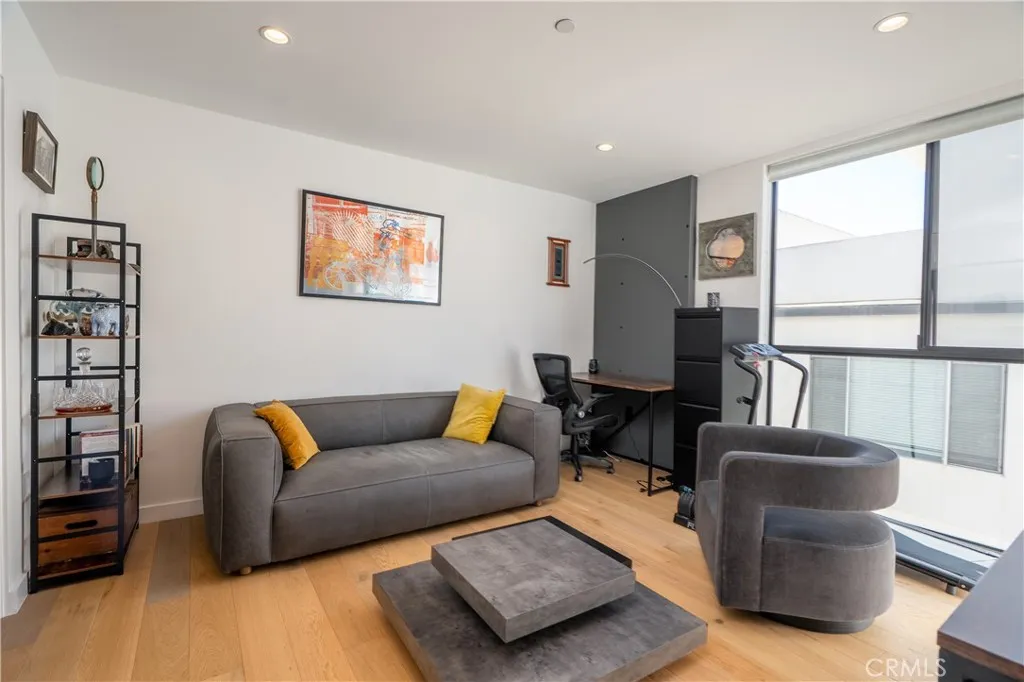 Additional image 19 of 3855 S Centinela Ave, Los Angeles, CA 90066