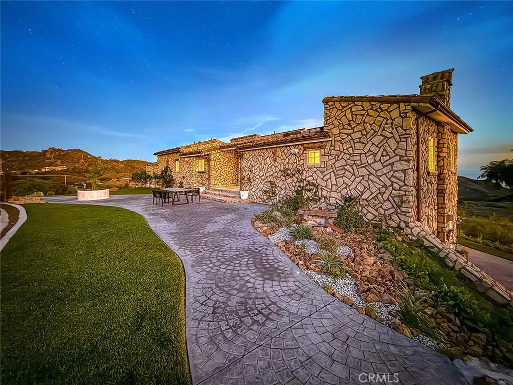 Additional image 4 of 33239 Mulholland Highway, Malibu, CA 90265