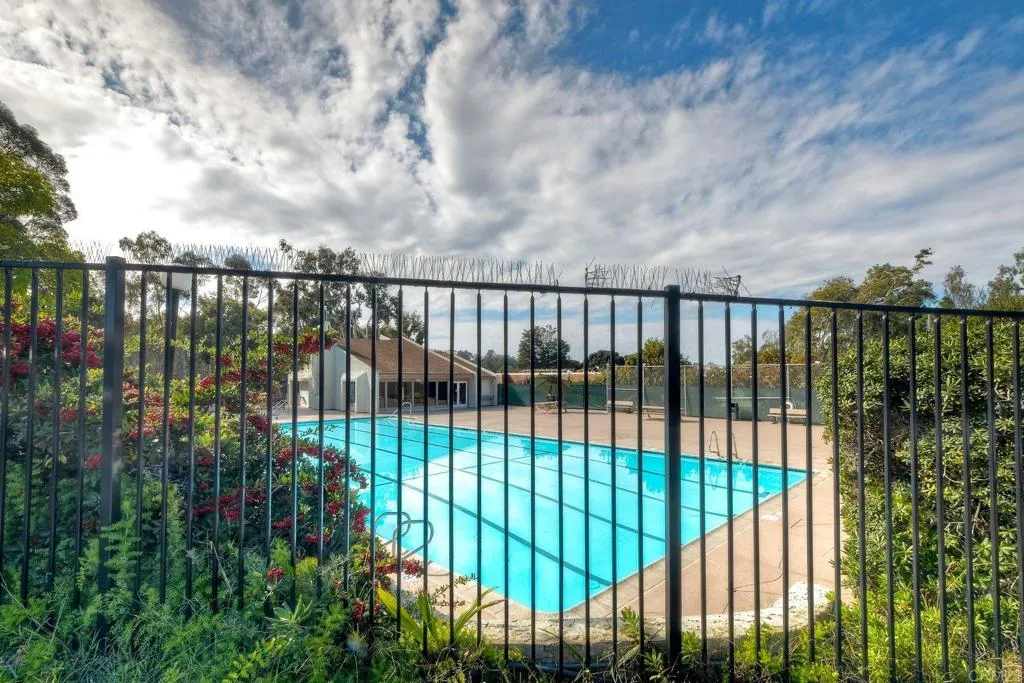 Additional image 80 of 2517 Via Astuto, Carlsbad, CA 92010