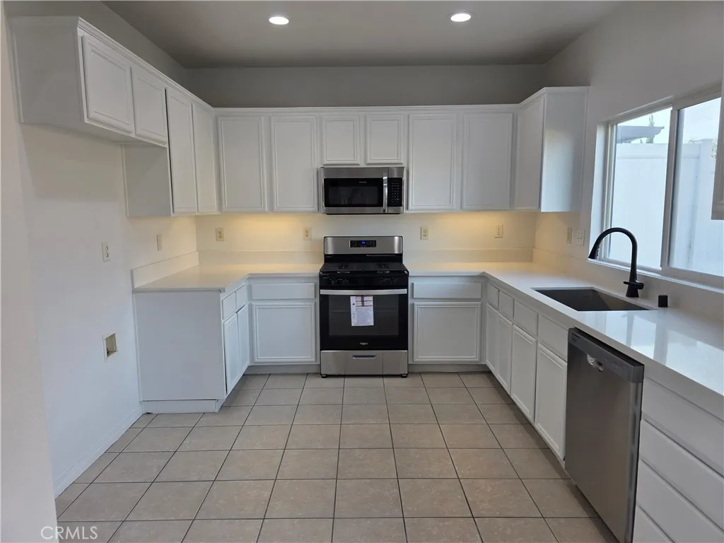 Additional image 42 of 12378 Blazing Star Ln, Victorville, CA 92392