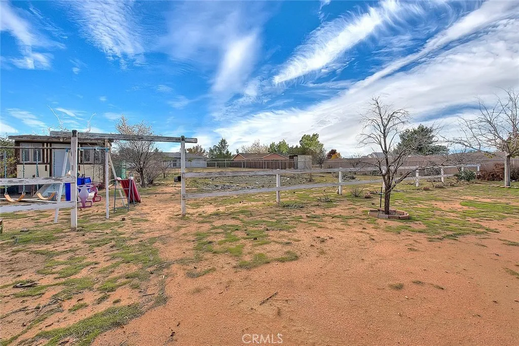 Additional image 23 of 22133 Thunderbird Rd, Apple Valley, CA 92307