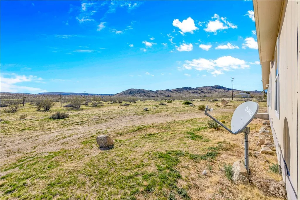 Additional image 36 of 55925 Vallihi Drive, Landers, CA 92285
