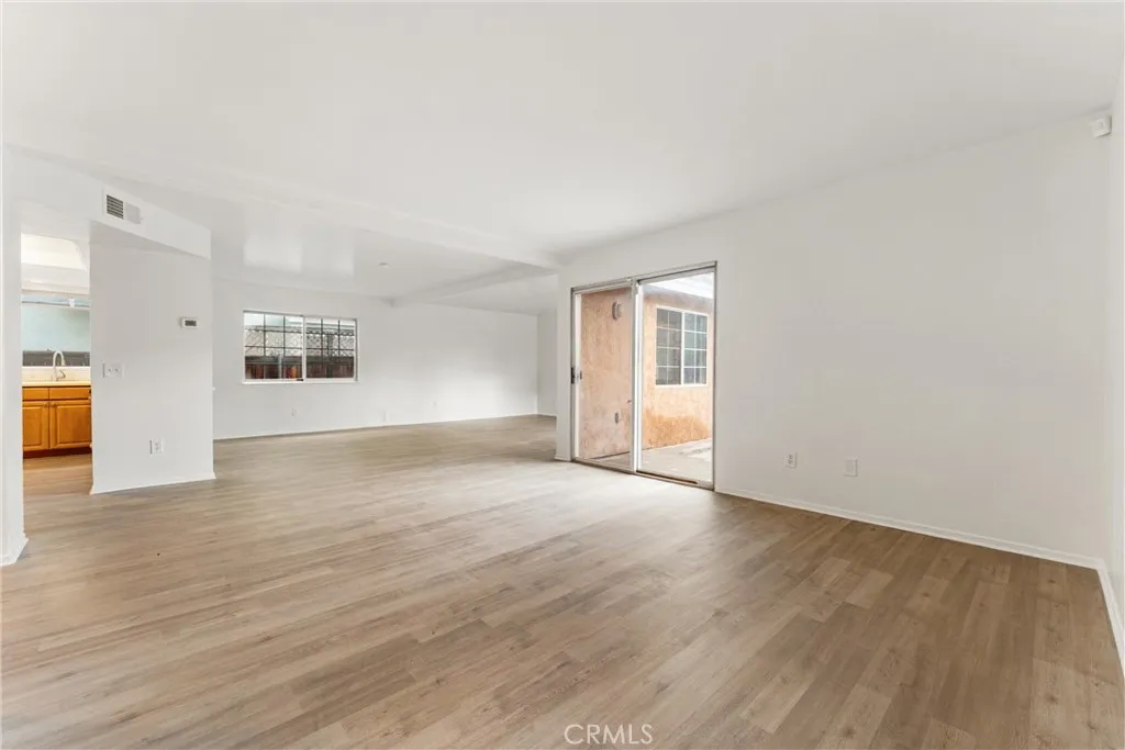 Additional image 7 of 338 Mildred St, Perris, CA 92571