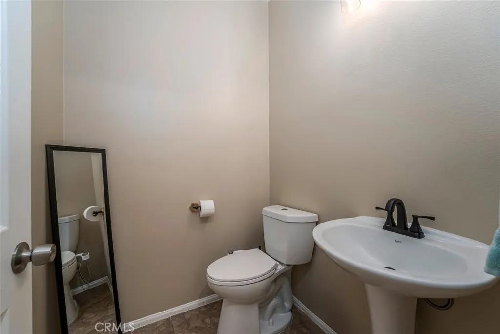 Additional image 13 of 476 Peregrine Ln, San Jacinto, CA 92582