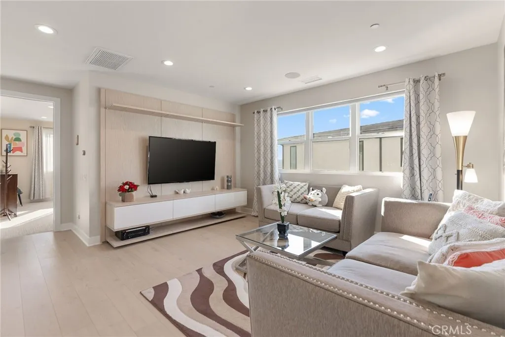 Additional image 30 of 11773 N Greenwood Dr, Porter Ranch, CA 91326