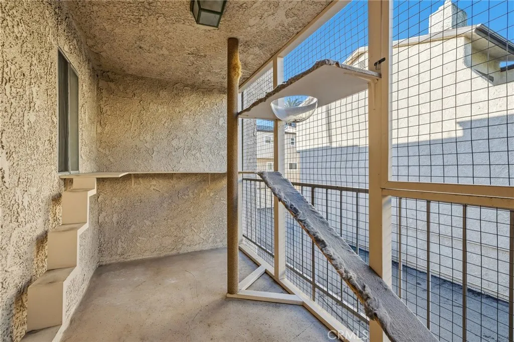 Additional image 81 of 13567 Valerio Street Unit F, Van Nuys, CA 91405