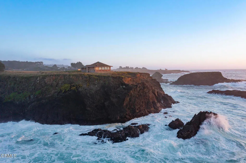 Additional image 114 of 45525 S Caspar Drive, Mendocino, CA 95460