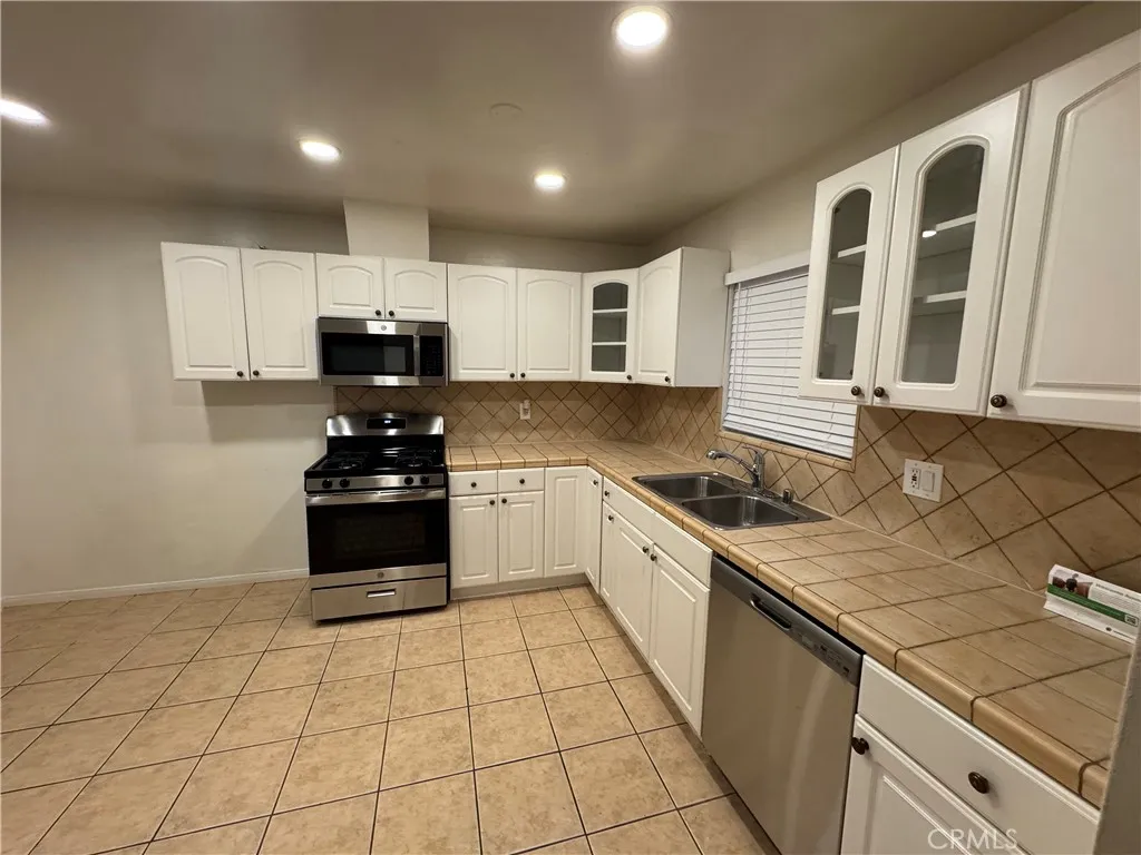 Additional image 70 of 7943 Lasaine Avenue, Northridge, CA 91325