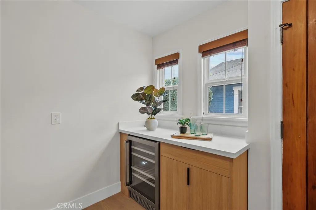 Additional image 22 of 2928 11th St, Los Angeles, CA 90018