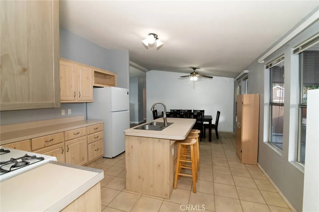 Additional image 38 of 3825 Crestmore RD Unit 494, Riverside, CA 92509