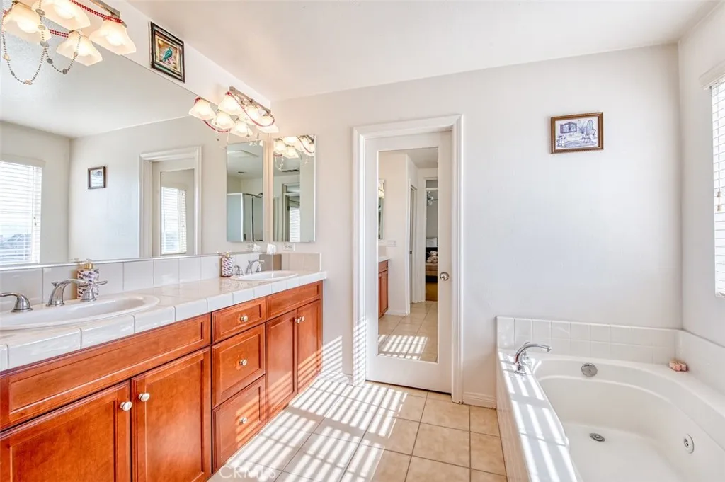 Additional image 48 of 14927 Meadows Way, Eastvale, CA 92880