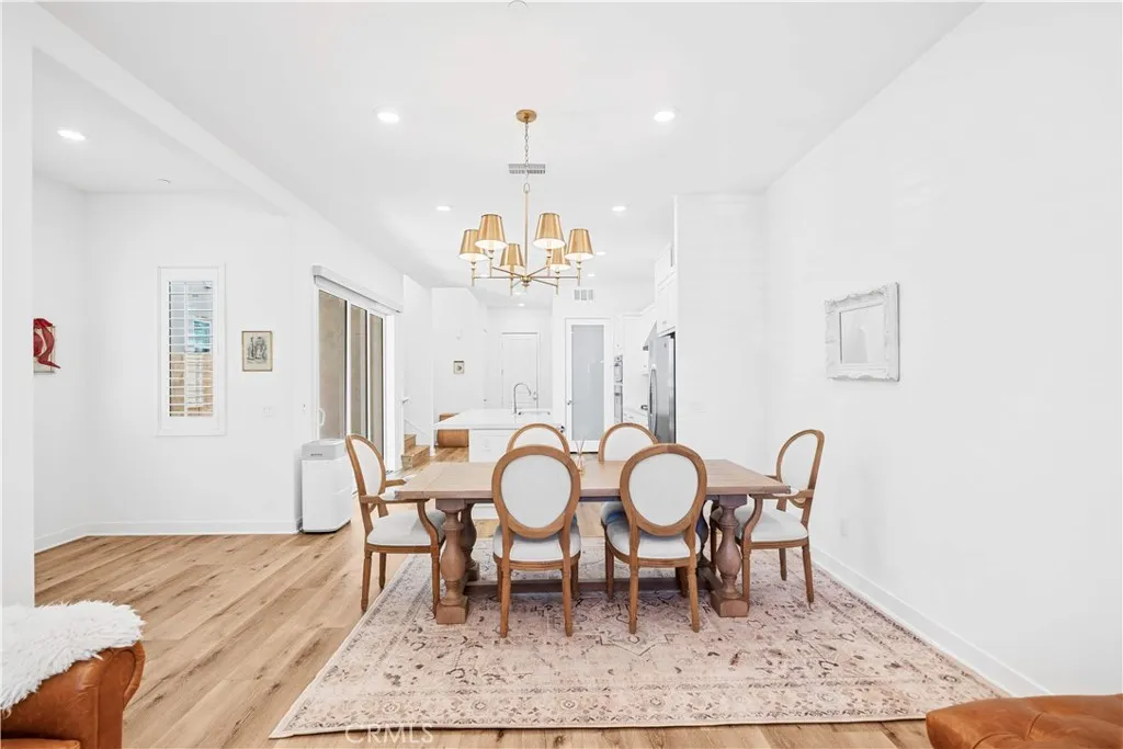 Additional image 38 of 106 Culture, Irvine, CA 92618