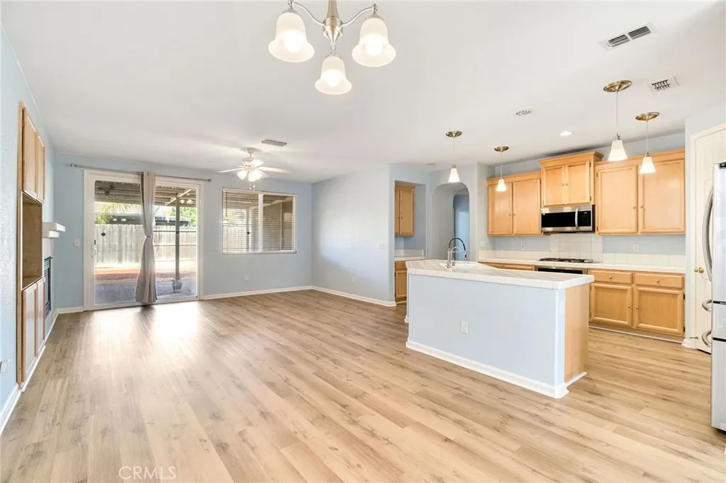 Additional image 14 of 1049 Stanford Ave, Madera, CA 93637