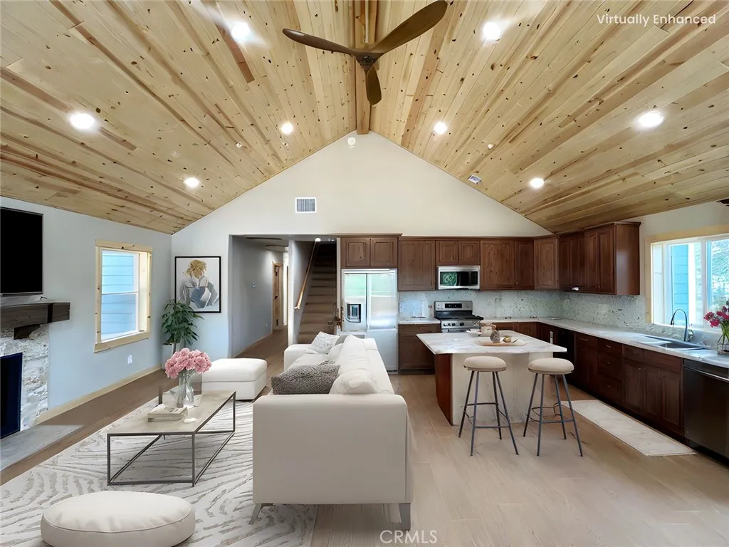 Additional image 9 of 810 Villa Grove Avenue, Big Bear City, CA 92314