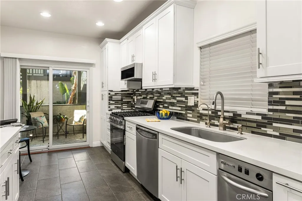 Additional image 18 of 2542 W MacArthur Boulevard Unit 143, Santa Ana, CA 92704