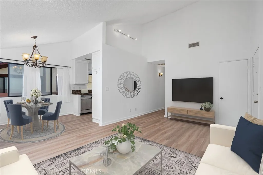 Additional image 5 of 18119 Sundowner Way Unit 976, Canyon Country, CA 91387