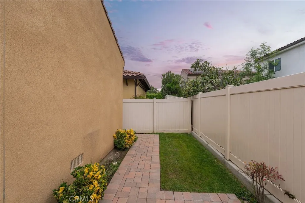Additional image 35 of 18141 Topham Street, Tarzana, CA 91335