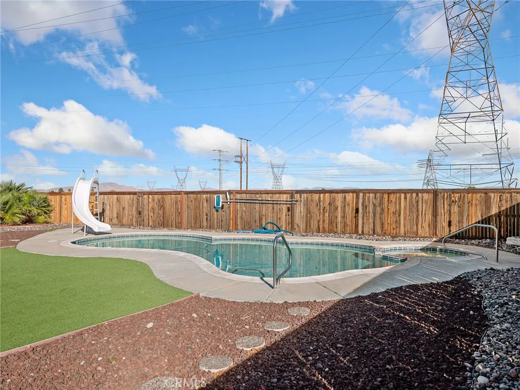 Additional image 39 of 12685 Biscayne Ave, Victorville, CA 92392