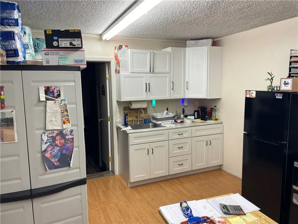 Additional image 28 of 1852 W 17th St, Santa Ana, CA 92706