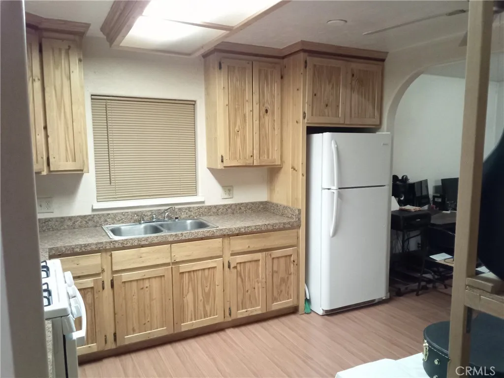 Additional image 31 of 21922 Ottowa Road Unit 1, Apple Valley, CA 92308