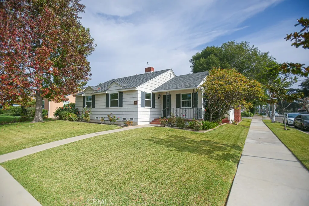 Additional image 3 of 702 N Pine, Anaheim, CA 92805