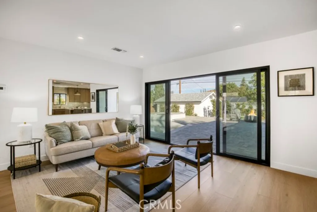 Additional image 8 of 7932 Woodlake, West Hills, CA 91304